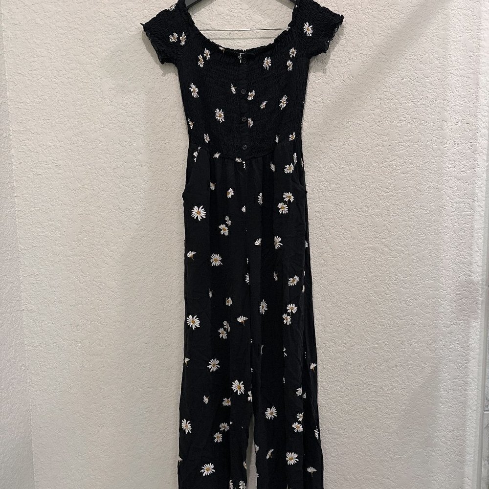 Women's Black Cotton Romper with White Floral Print & Boutique Button Size S